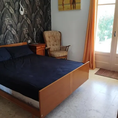 Spacieuse Casa vacanze Coursan